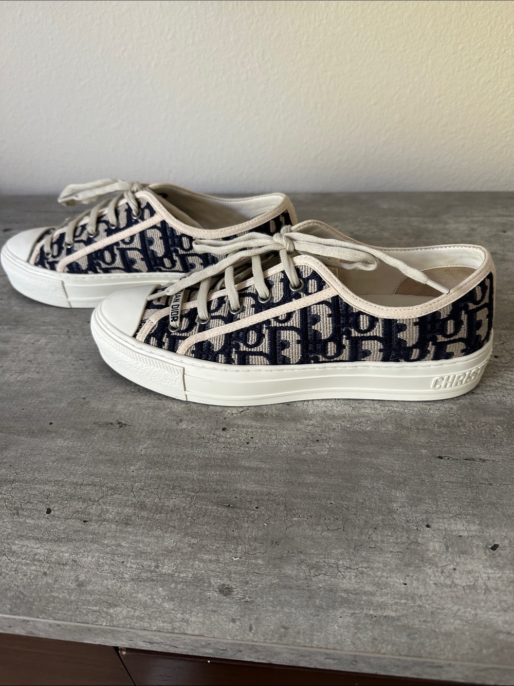 Dior Walk’N’Dior Navy & Cream Oblique Embroidered Logo Low-Top Sneakers Size 38 - Picture 8 of 12